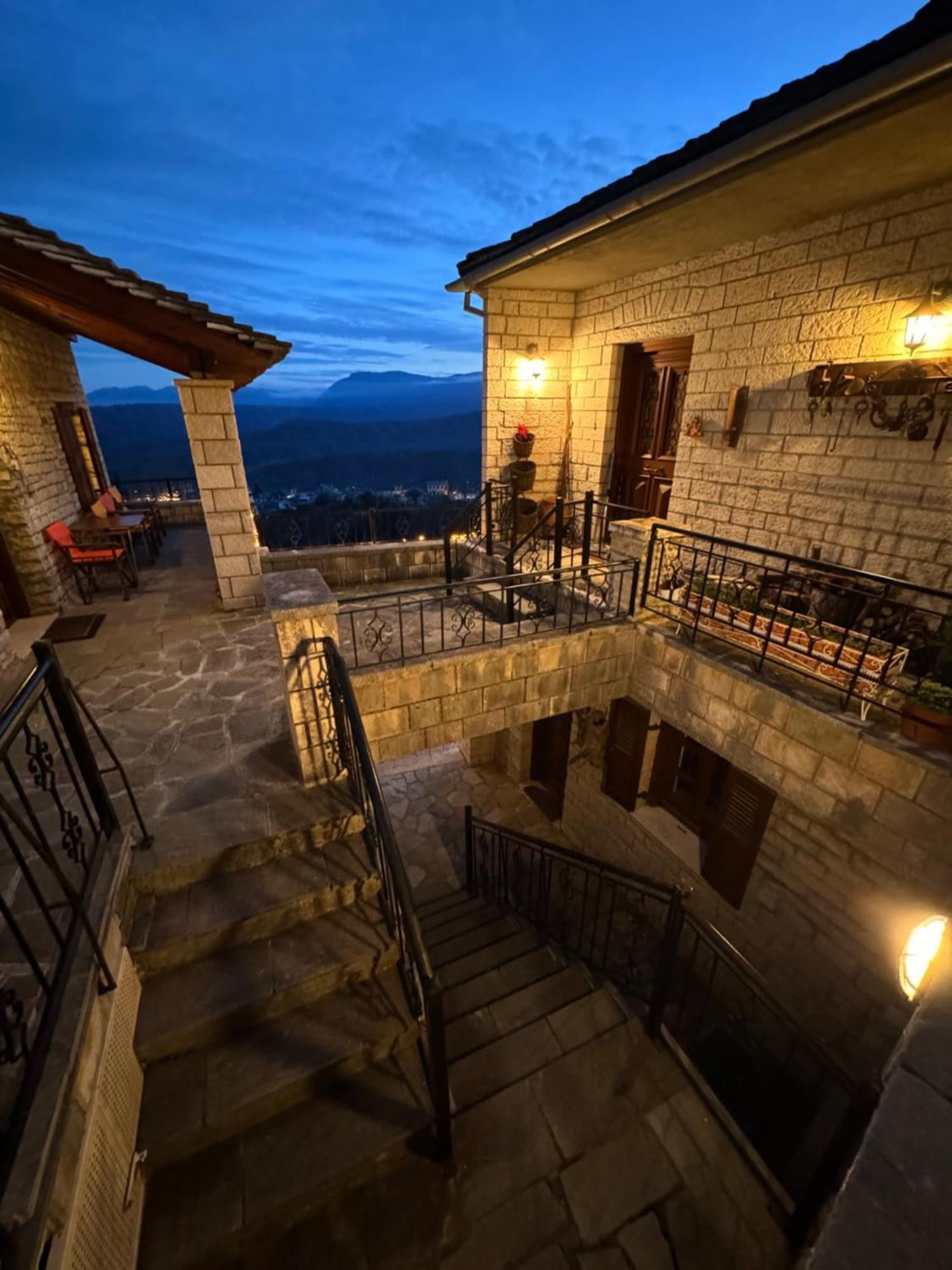 Villa πετρόκτιστο αρχοντικό 