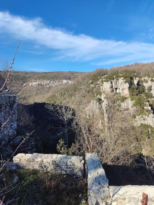πετρόκτιστο αρχοντικό 