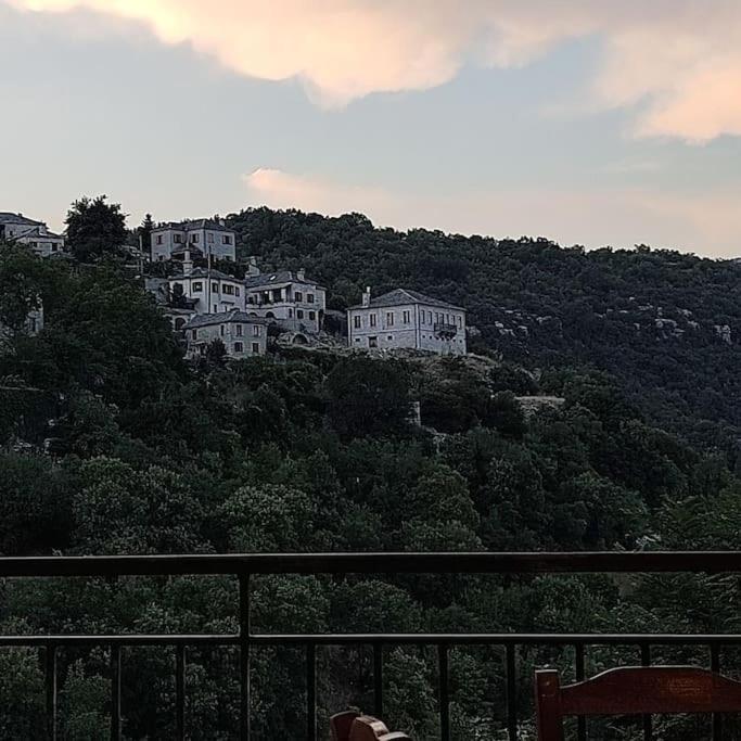 πετρόκτιστο αρχοντικό 